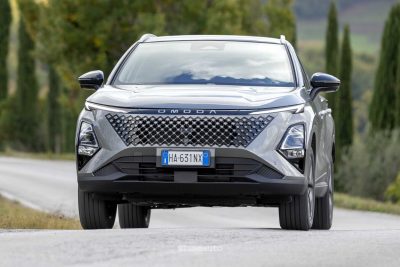 Omoda 5 SHS-H su strada