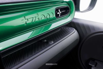 Renault Twingo E-Tech-Electric Techno Vert Absolu plancia