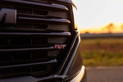 RAM Rampage logo R/T griglia anteriore