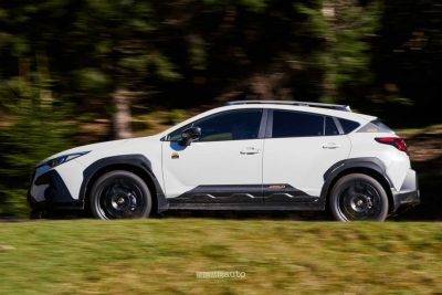 Subaru Crosstrek 4WILD su strada