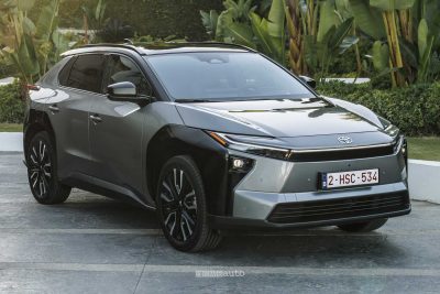 Nuova Toyota bZ4X AWD anteriore 3/4
