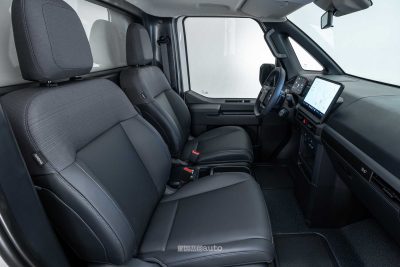 Kia PV5 Chassis Cab sedili abitacolo