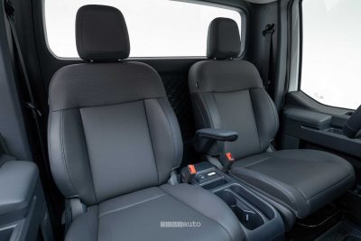 Kia PV5 Chassis Cab sedili abitacolo