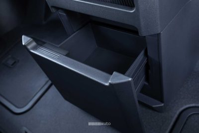 Kia PV5 Chassis Cab vano porta oggetti