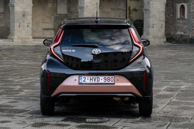 Nuova Toyota Aygo X posteriore