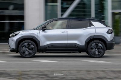 Toyota Urban Cruiser AWD su strada