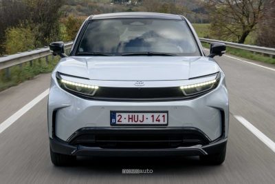 Toyota Urban Cruiser AWD su strada