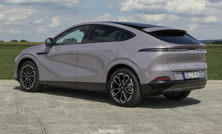 Xpeng G6 2026 posteriore 3/4