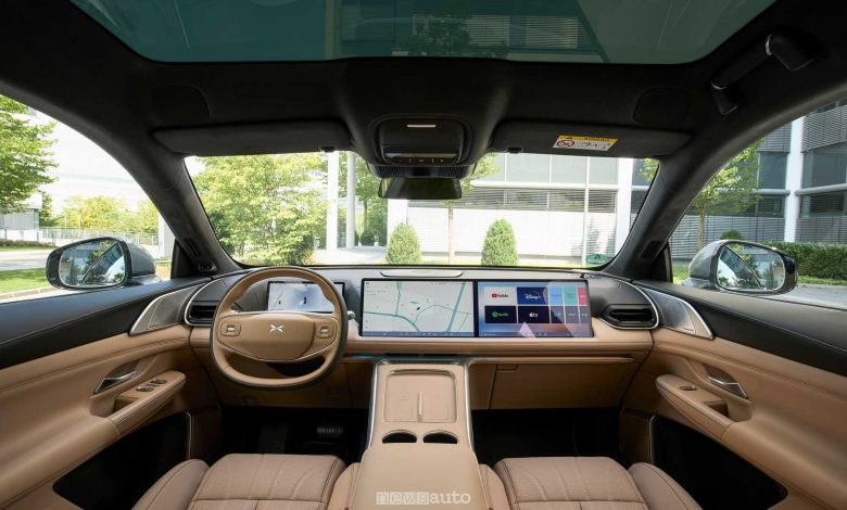Xpeng G9 2026 plancia abitacolo