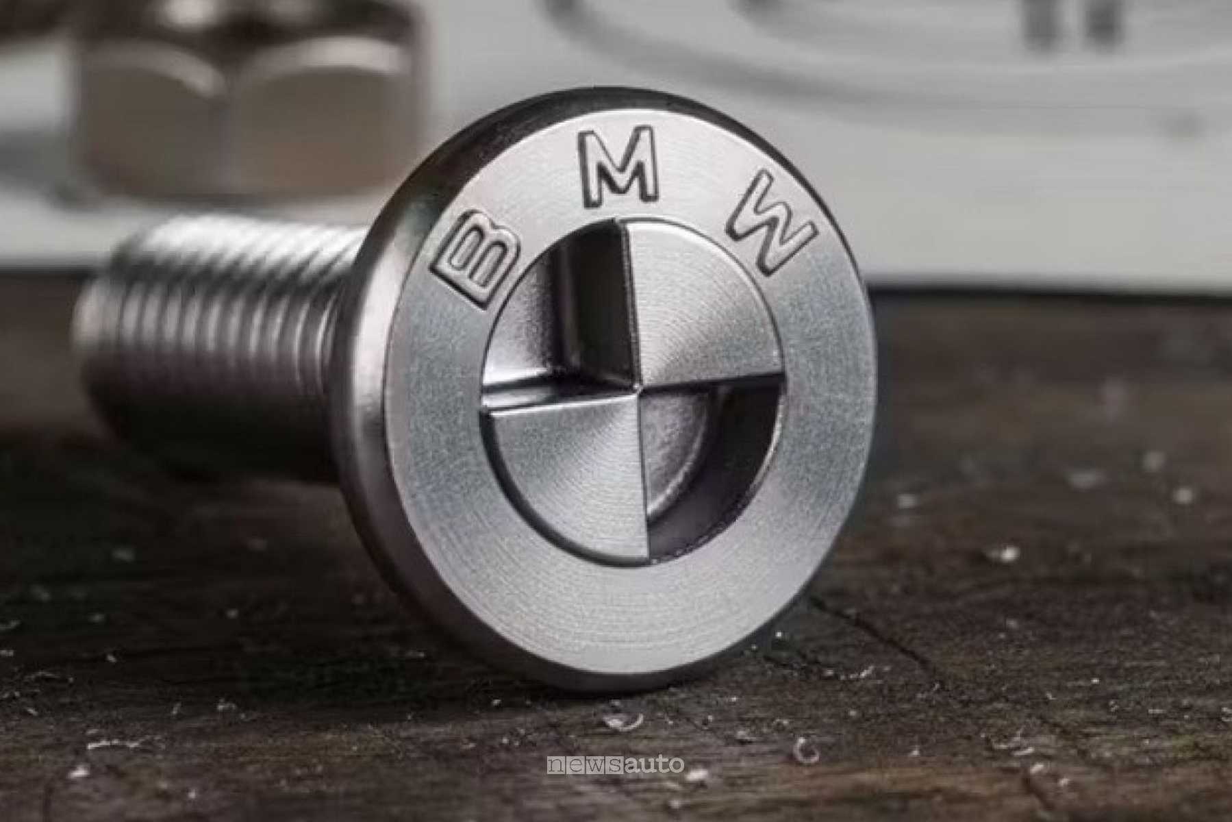 Viti speciali BMW, accesso limitato solo alle officine autorizzate