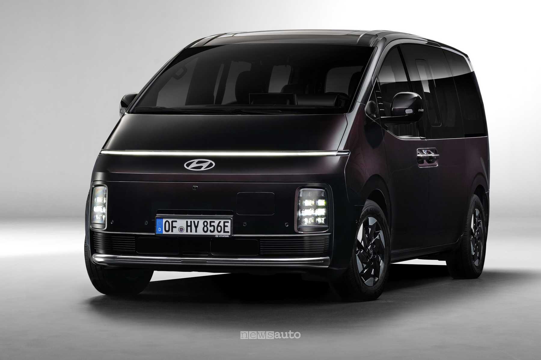 Hyundai Staria Electric, monovolume elettrico a 800 V, caratteristiche